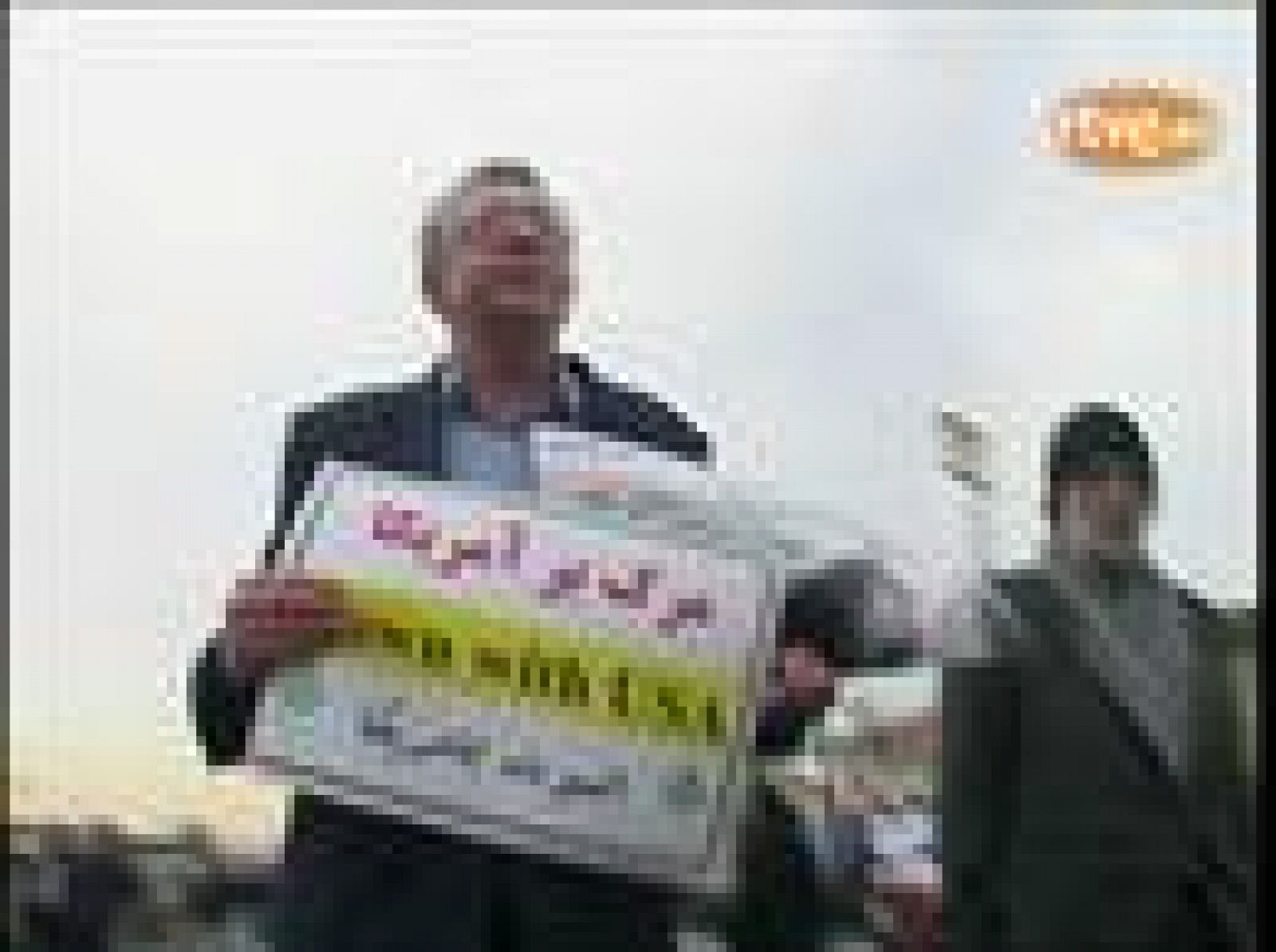 Irán celebra 30 años de revolución islámica y tiende la mano a EE.UU. | Ver