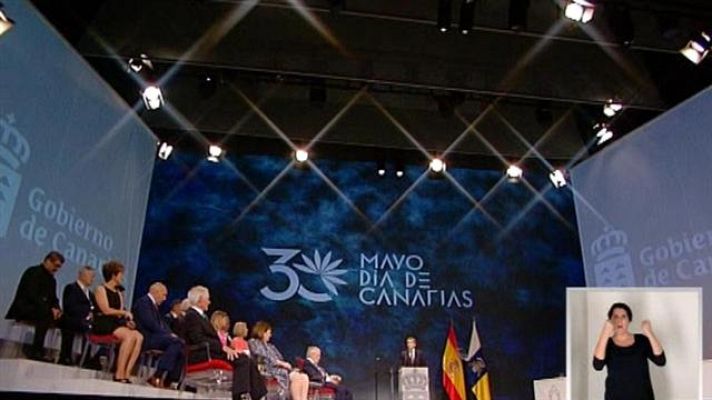  - Canarias entrega sus máximas distinciones