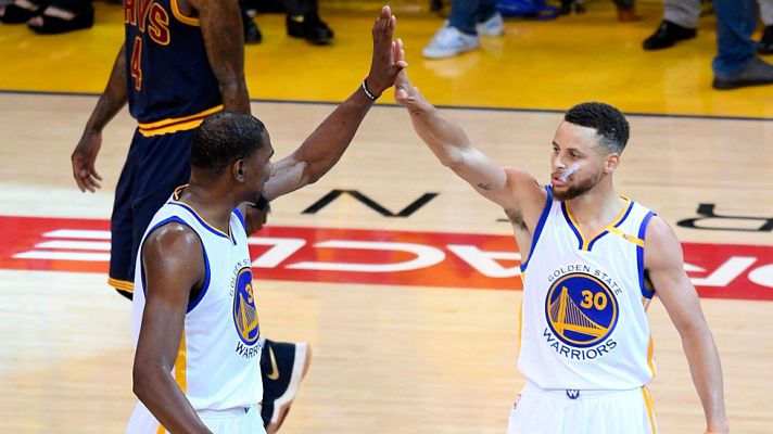 Telediario 1 - Durant y Curry pueden con James e Irving