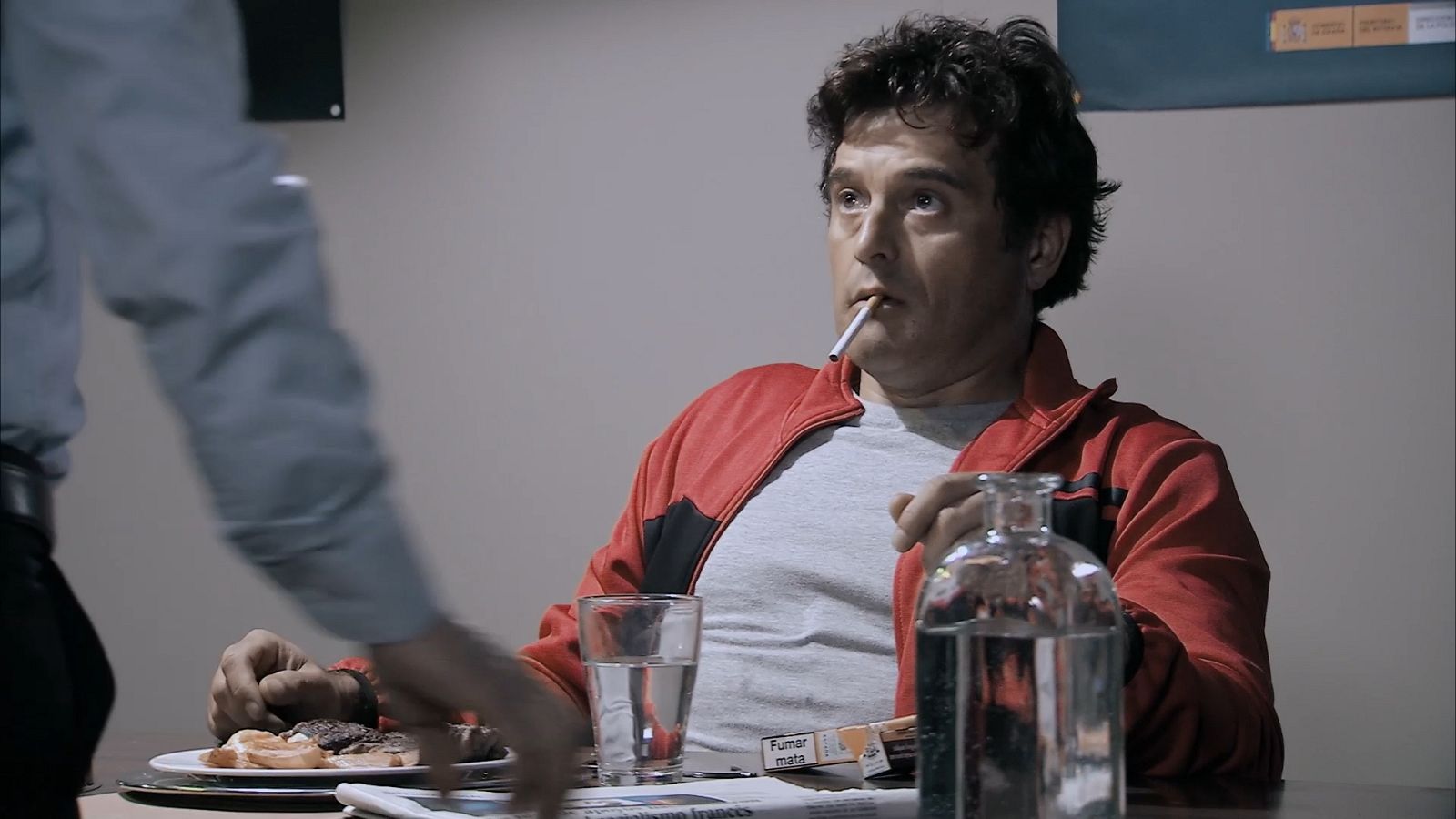 El Acabose - Poli bueno y poli bueno