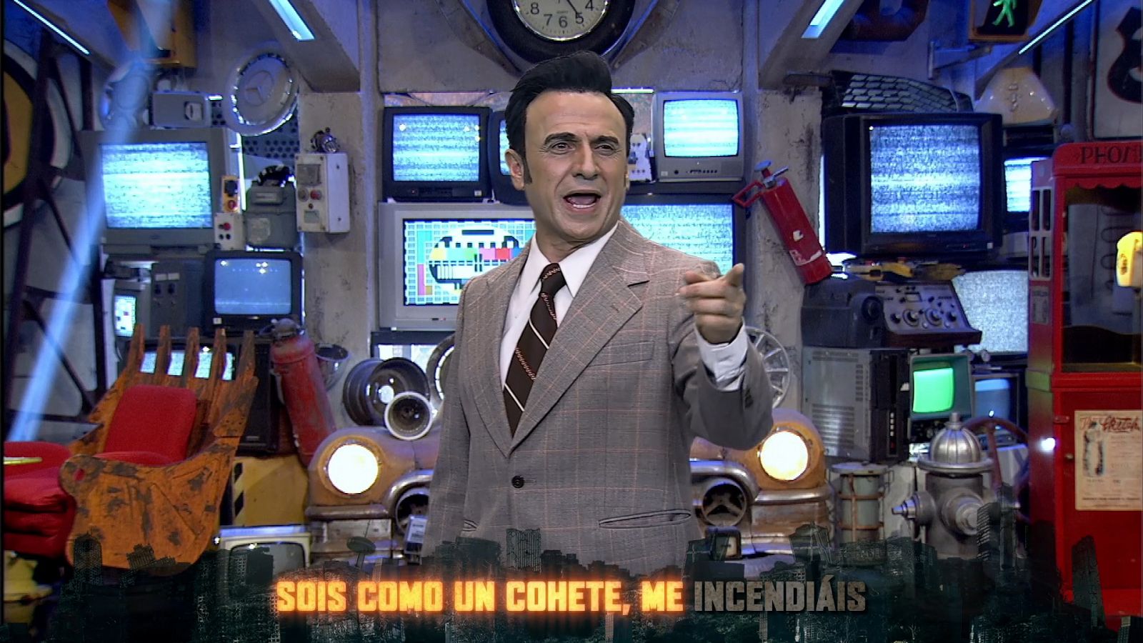 El Acabose - Manolo Escobar canta a Tom Jones