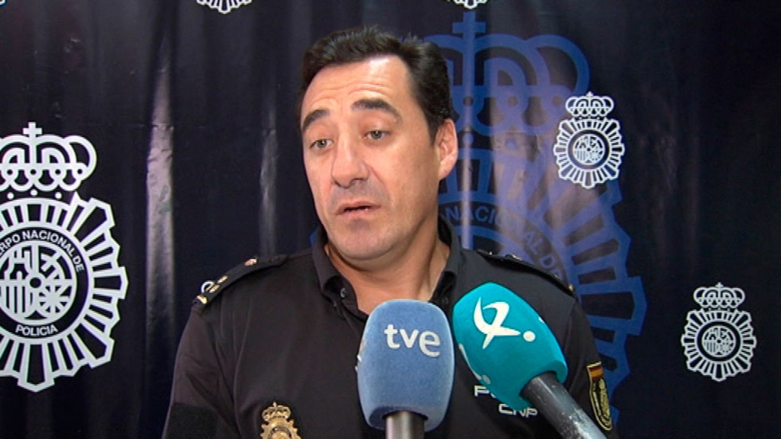 El juez deja en libertad a tres jóvenes acusados de violar y grabar a un chica en Plasencia