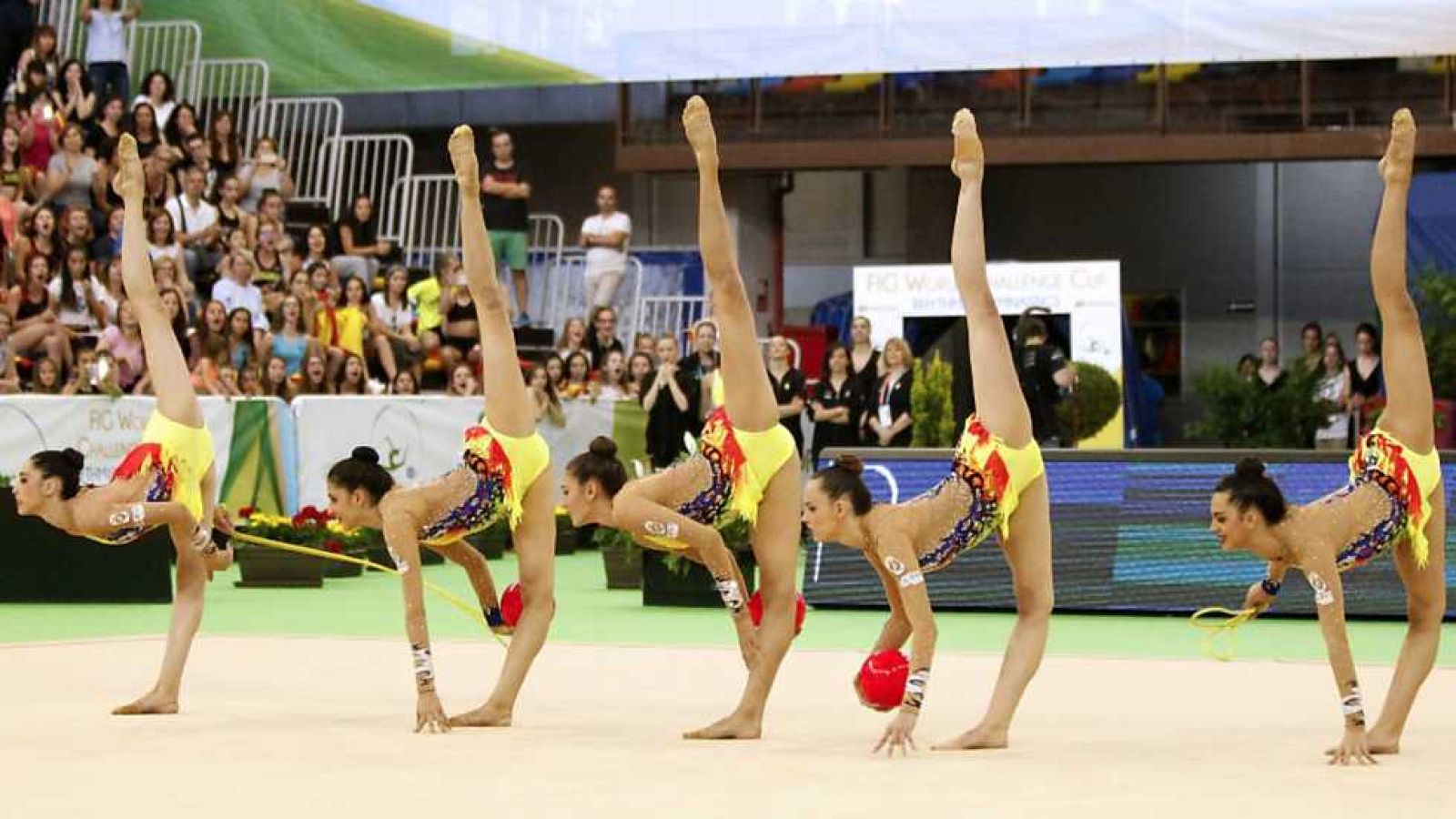 Gimnasia rítmica - Fig World Challenge Cup. Clasificación Conjuntos. Rotación 1, Cuerda/Pelota, desde Guadalajara - VER AHORA
