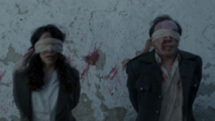 El Ministerio del Tiempo - Lola y Ernesto en el paredón de fusilamiento