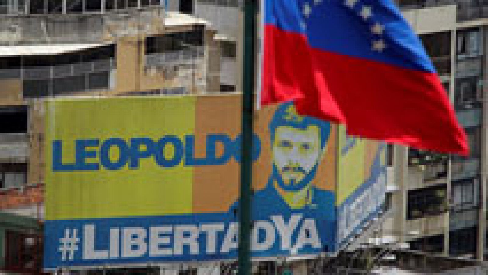 Telediario 1: Zapatero visita en la cárcel al líder opositor venezolano Leopoldo López  | RTVE Play
