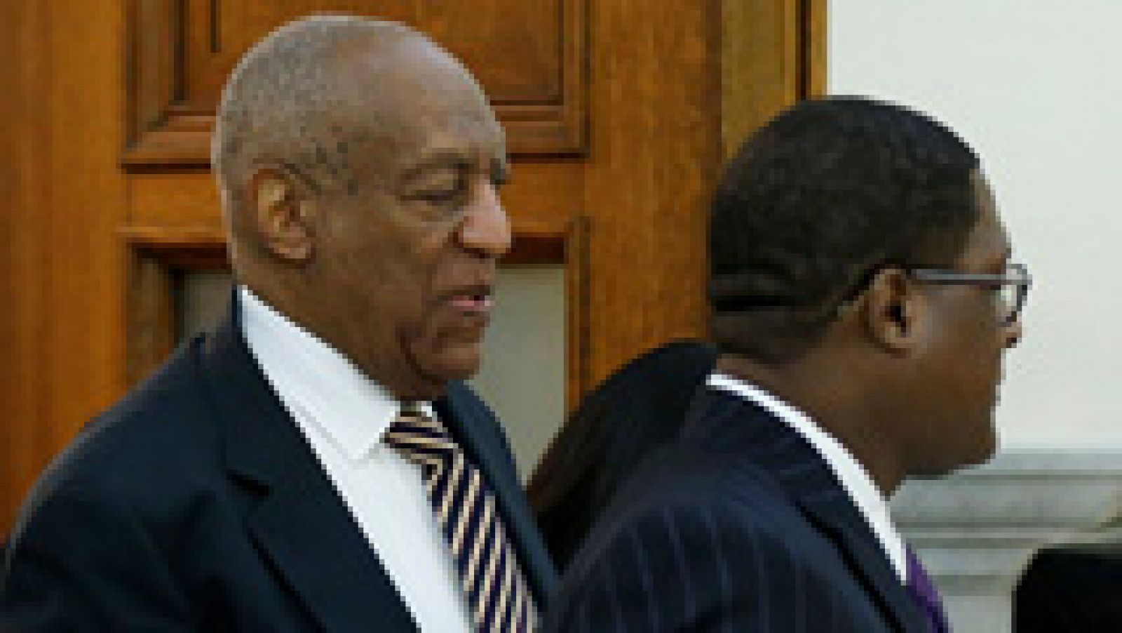 Telediario 1: Bill Cosby se enfrenta a su primer juicio por abusos sexuales | RTVE Play