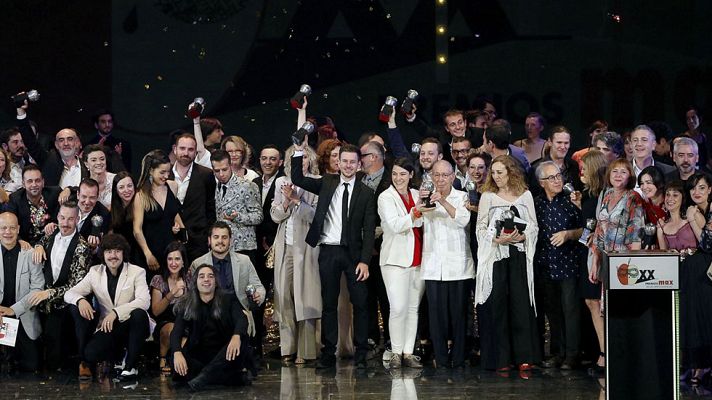 Telediario 1 - 'Només són dones', 'Oskara' y 'Caída del cielo' triunfan en los Premios Max de teatro