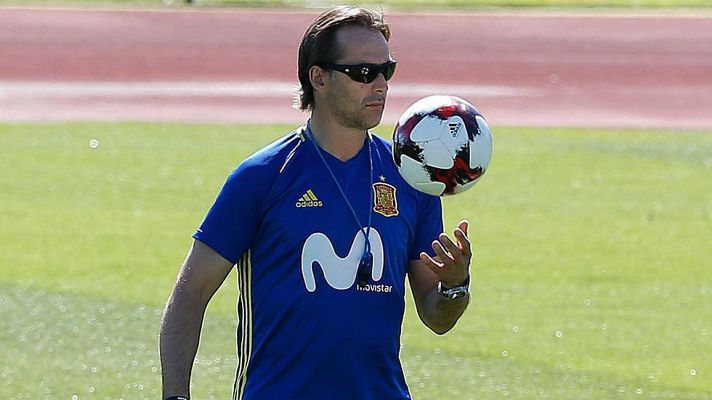 Telediario 1 - Lopetegui: "Piqué y Ramos defienden con vehemencia a la selección española"