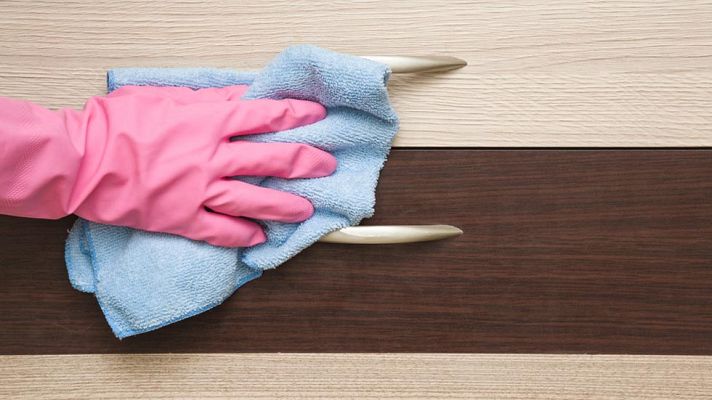 Telediario 1 - La conciliación y el trabajo doméstico sigue recayendo en las mujeres