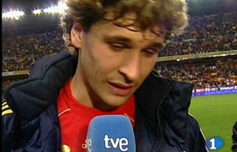 Fernando Llorente ha marcado su primer gol con la selección en su segundo partido como internacional. El delantero ha dicho que desa marcar muchos goles con la 'roja' 