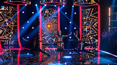 Fantastic Duo - Fangoria trae la fiesta electrónica a Fantastic Duo con su "Espectacular" 