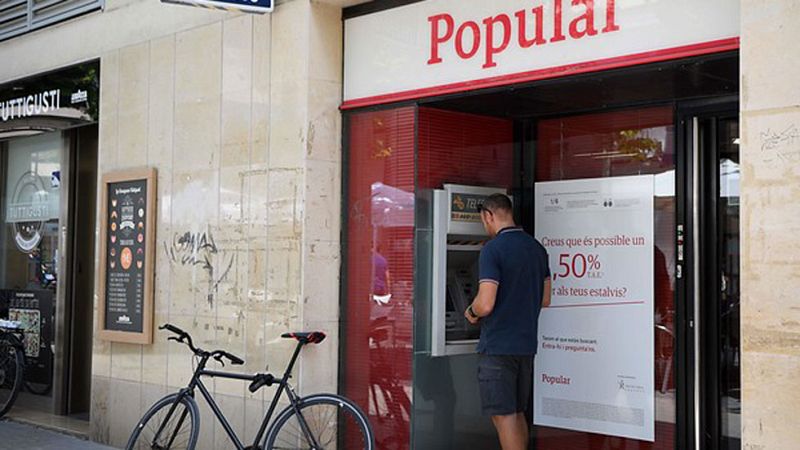 Los clientes de banco Popular tienen todos sus ahorros garantizados, pero los accionistas pierden el 100% de su inversión
