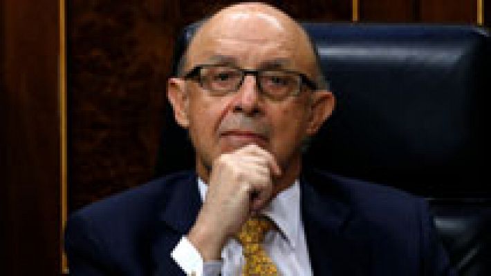 Telediario 1 - La oposición en pleno pide responsabilidades políticas a Cristobal Montoro