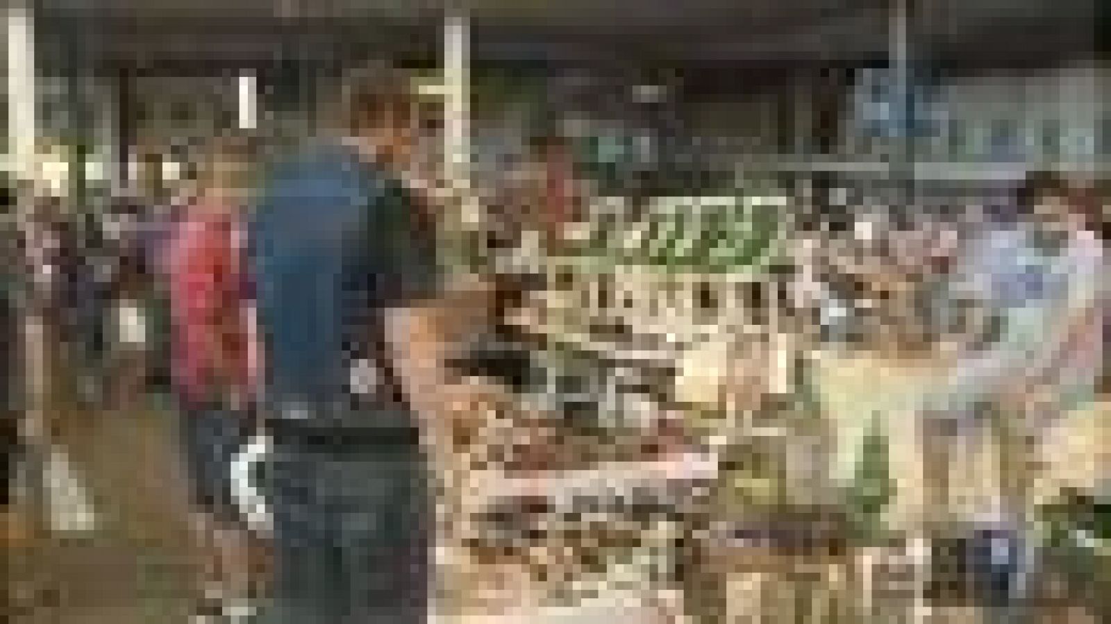 Les sorpreses d'una passejada pels Encants de Barcelona...