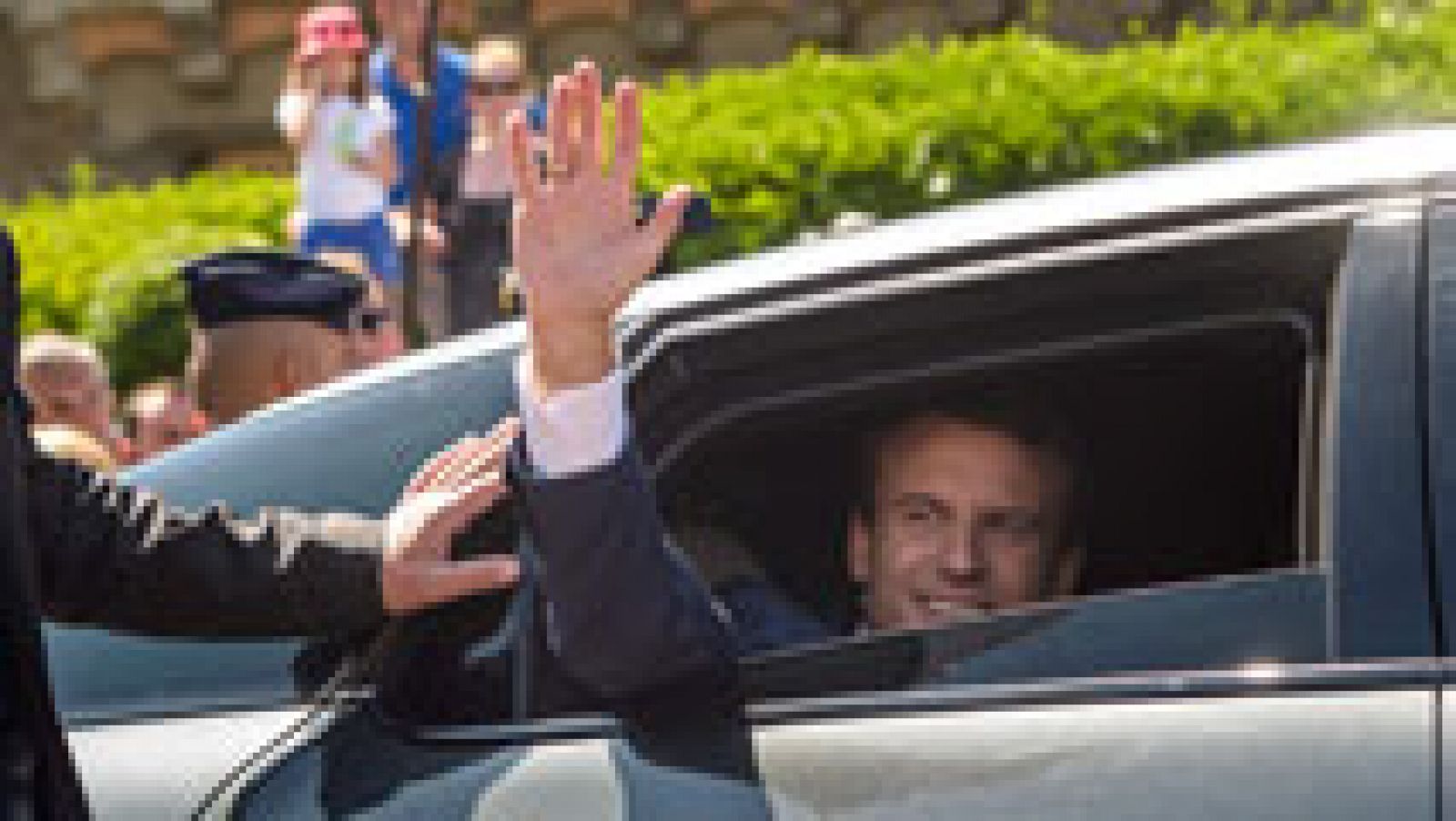 Telediario 1: Macron habría ganado la primera vuelta de las elecciones  | RTVE Play