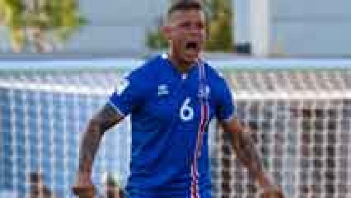  - Islandia gana a Croacia y revoluciona el grupo I