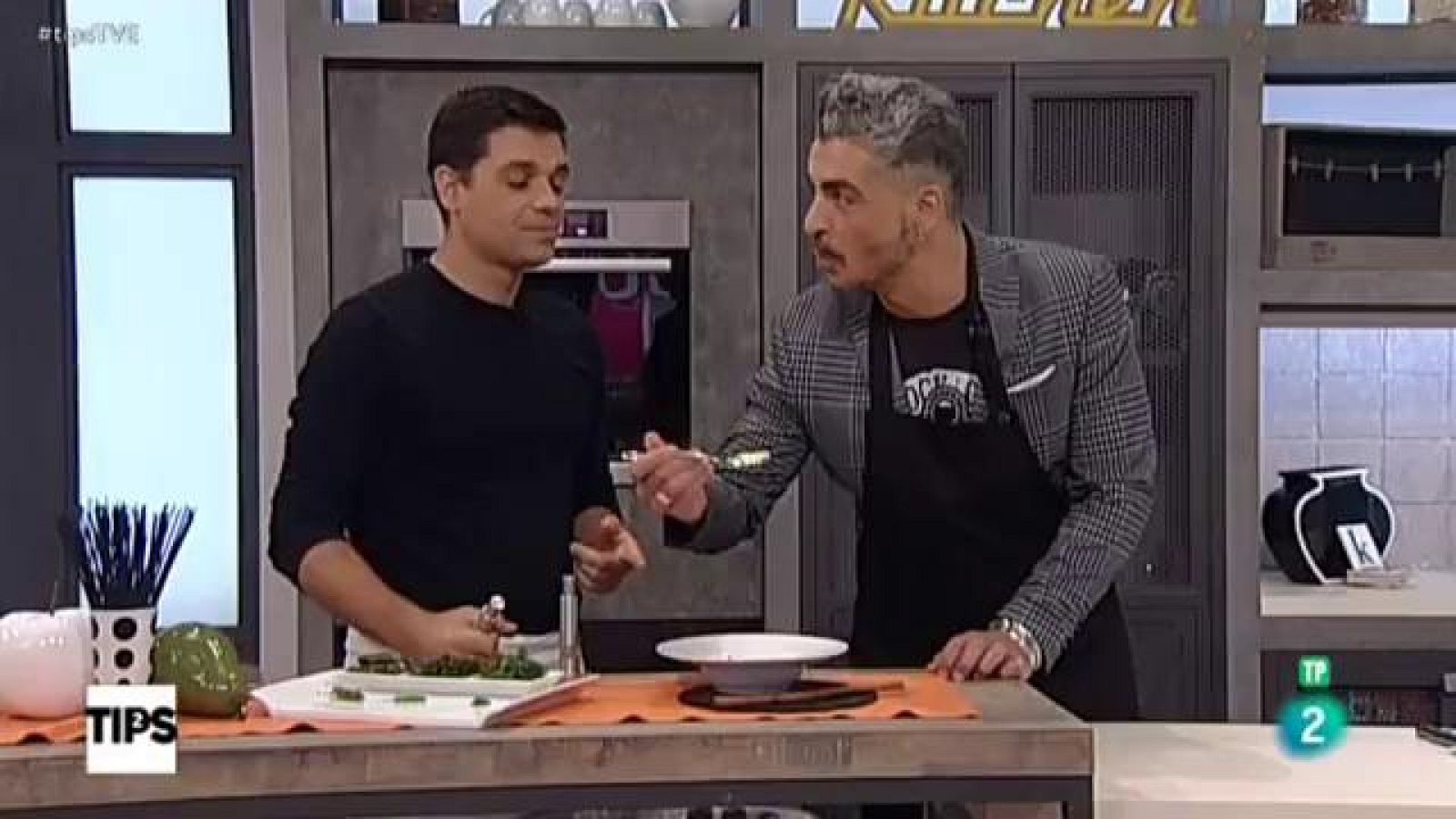 Tips - Consultorio culinario de Sergio: gelatina, chips y crema pastelera