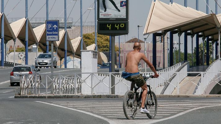 Telediario 1 - El gran protagonista de este final de la primavera es el calor, intenso calor que afecta a prácticamente toda la península