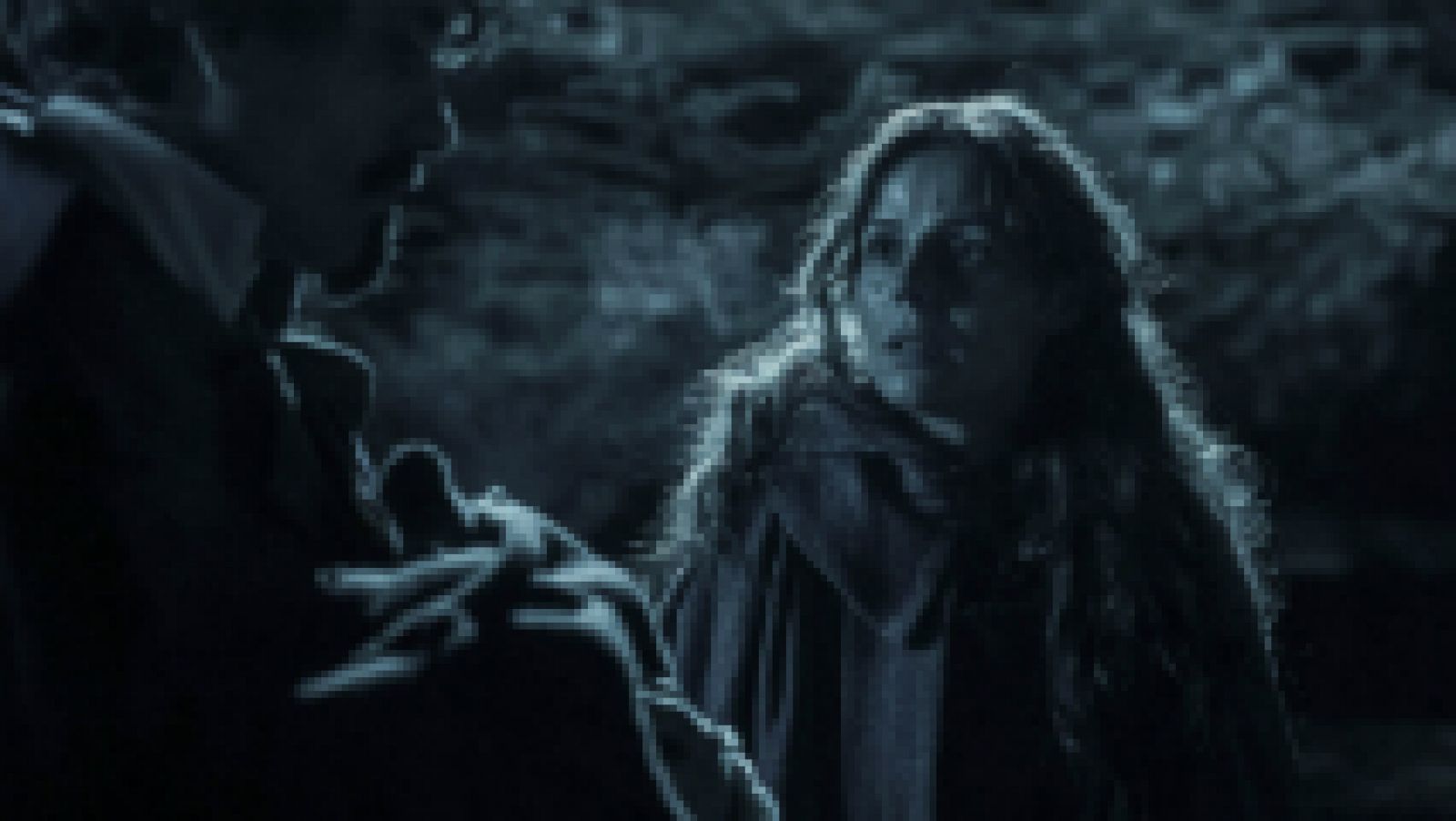 El Ministerio del Tiempo - El suicidio de la joven Mencía