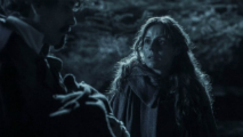 El Ministerio del Tiempo - El suicidio de la joven Menca