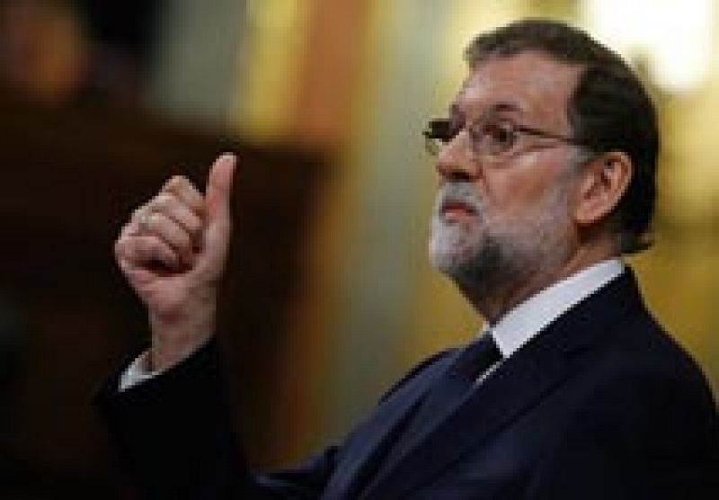 Rajoy califica la moción de censura de "parodia y farsa"