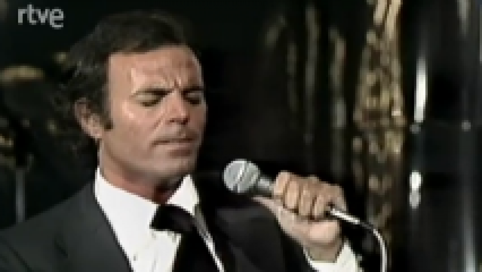 Esta noche fiesta - Nit electoral del 15 de juny de 1977