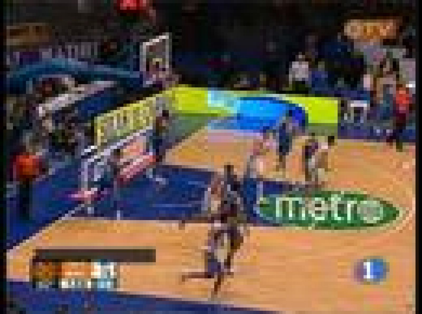 El Real Madrid se impuso al Maccabi en Vistalegre por 98-79 . El Barcelona hizo lo mismo ante el Alba de Berlín 85-69. 