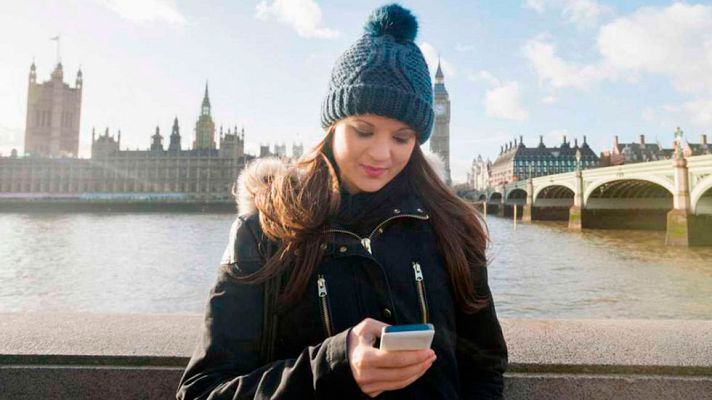 Telediario 1 - Desaparece el roaming en la Unión Europea