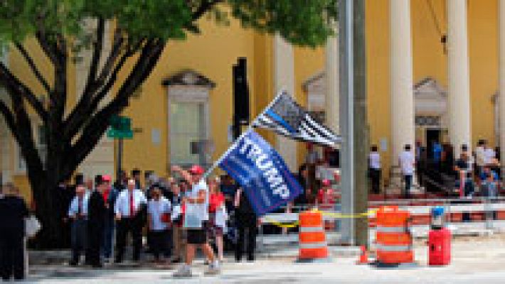 Telediario 1 - Raúl Castro responde a Trump