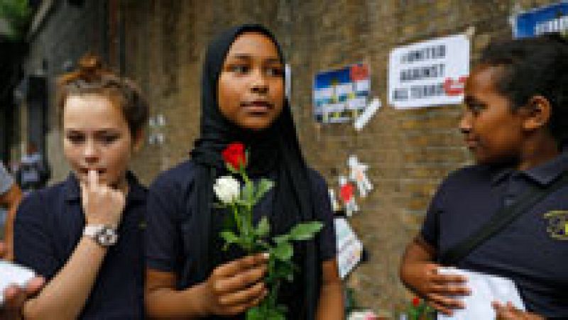 La investigación sobre el ataque terrorista contra fieles musulmanes en Londres sigue abierta