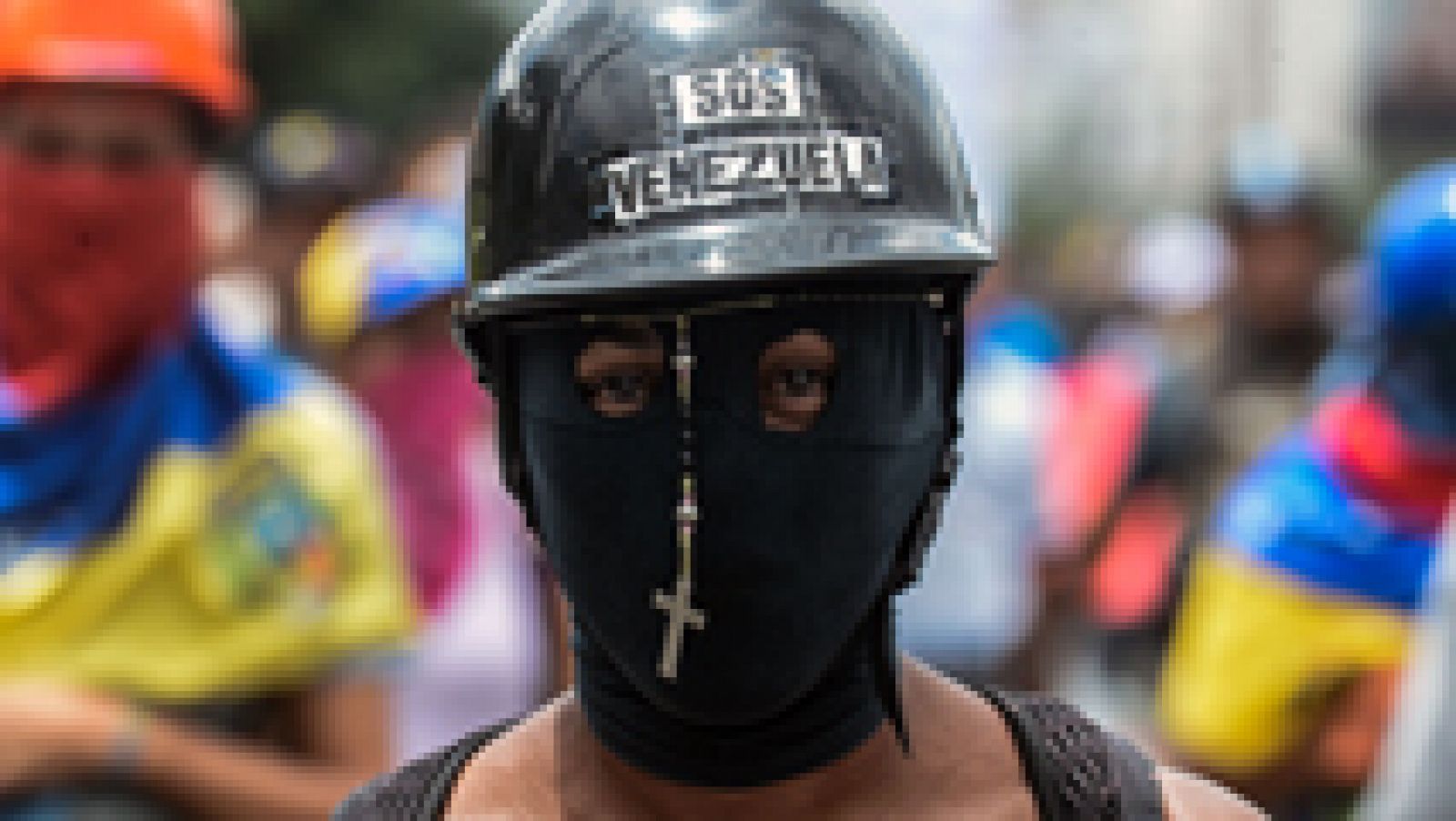Telediario 1: Un muerto y más de 40 de heridos en el día 80 de protestas en Venezuela | RTVE Play