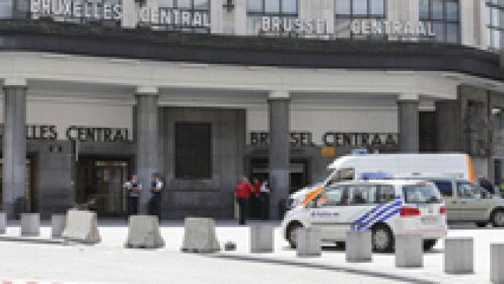 Telediario 1 - Evacuada la Gran Plaza y la Estación Central de Bruselas tras una supuesta explosión