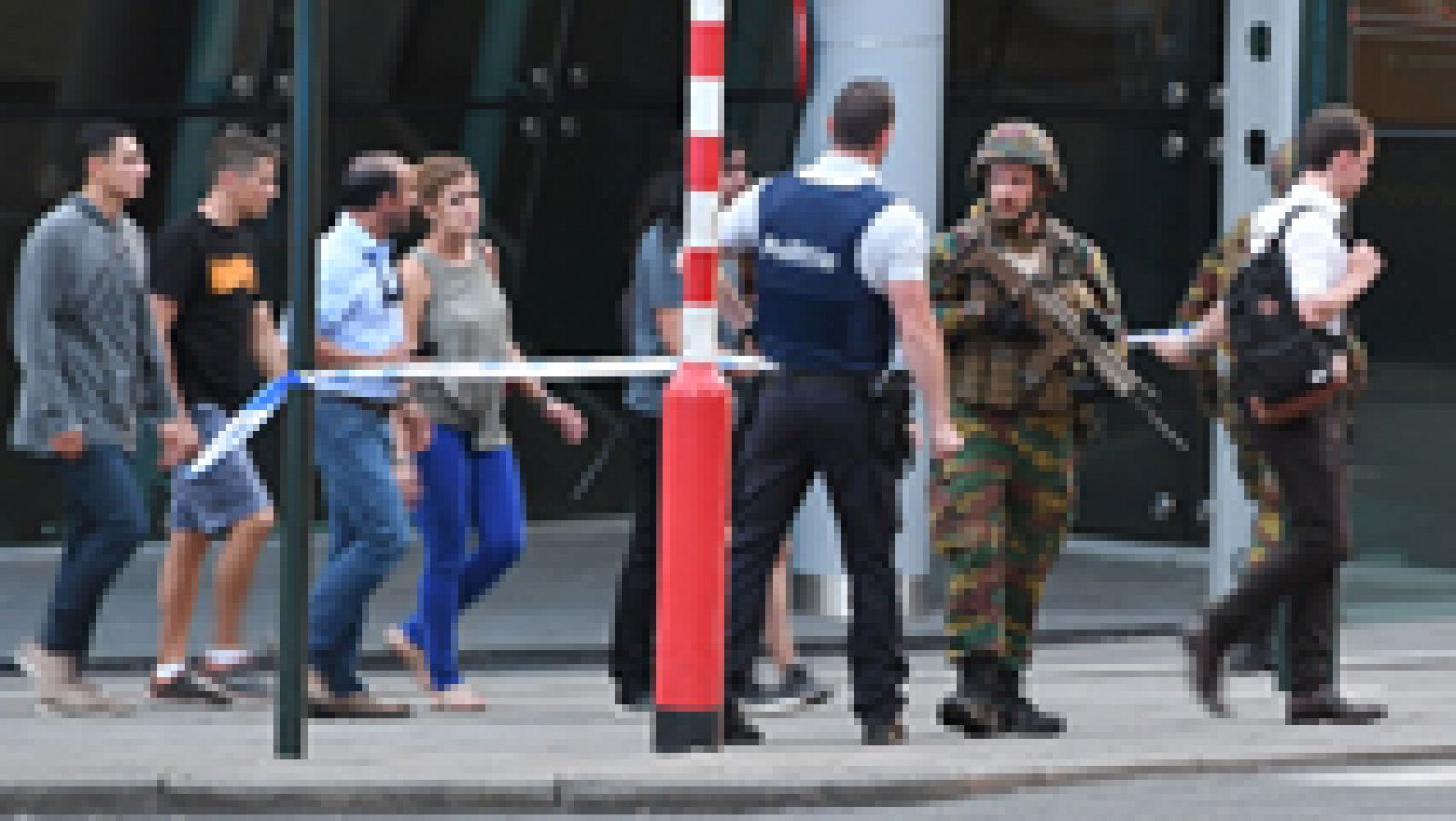 La noche en 24h: La Policía belga abate a un hombre con explosivos en la Estación Central de Bruselas | RTVE Play