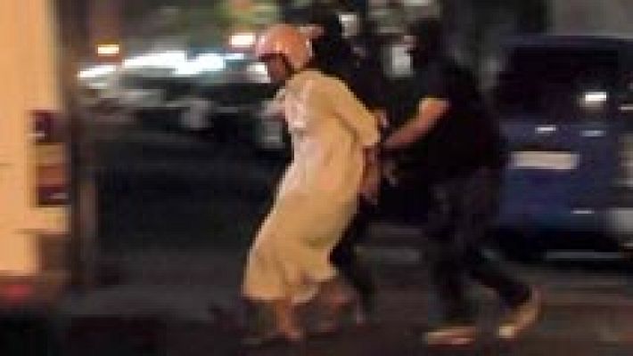 Telediario 1 - Detenidos en Madrid tres presuntos yihadistas, uno de ellos "extremadamente peligroso"