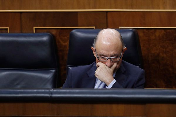 Informativo 24h - PSOE y Podemos piden la dimisión de Montoro