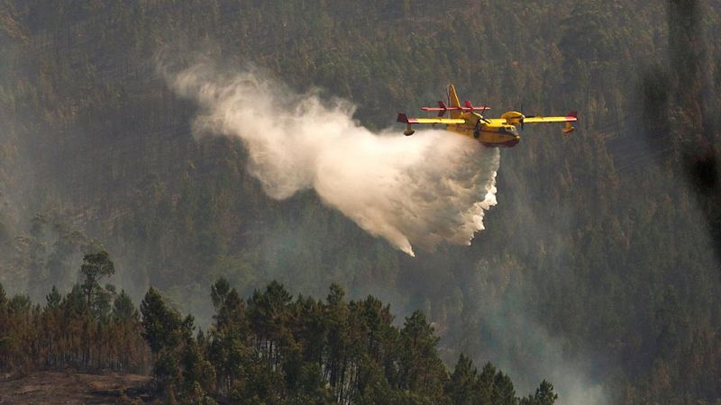 Portugal suma refuerzos internacionales a la lucha contra el fuego