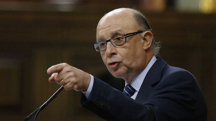 Telediario 1 - Cristóbal Montoro ha respondido hoy en el Congreso a PSOE, Podemos y Ciudadanos la sobre la amnistía fiscal.