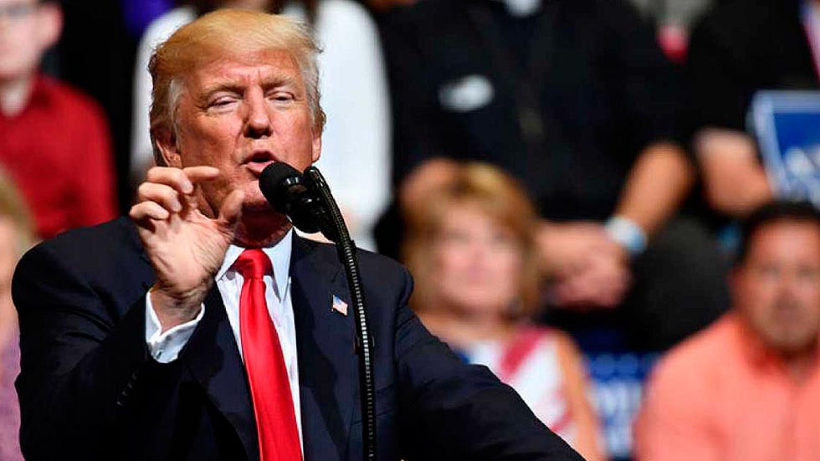 Trump propone poner paneles solares en el muro para que México pague "menos"