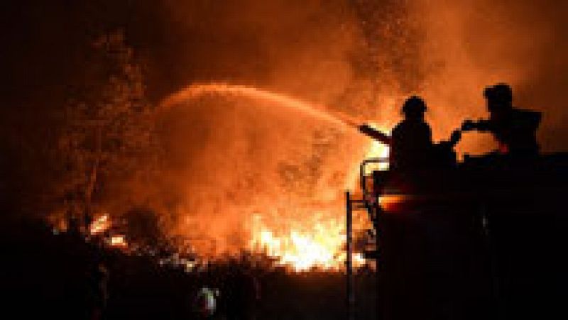 Tras 5 días luchando contra el fuego, en Portugal dan por controlados los últimos incendios