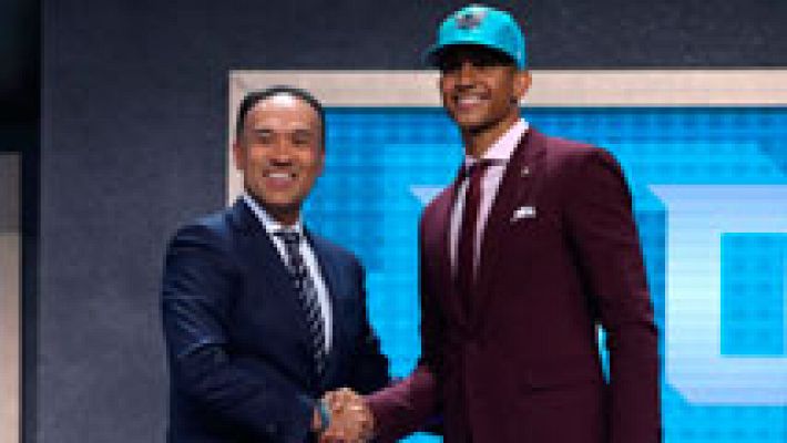 Telediario 1 - Fultz, elegido como número uno del 'Drat' NBA