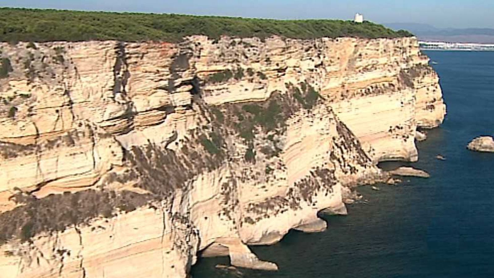 Las riberas del mar océano - Calas, rasas y acantilados - RTVE.es