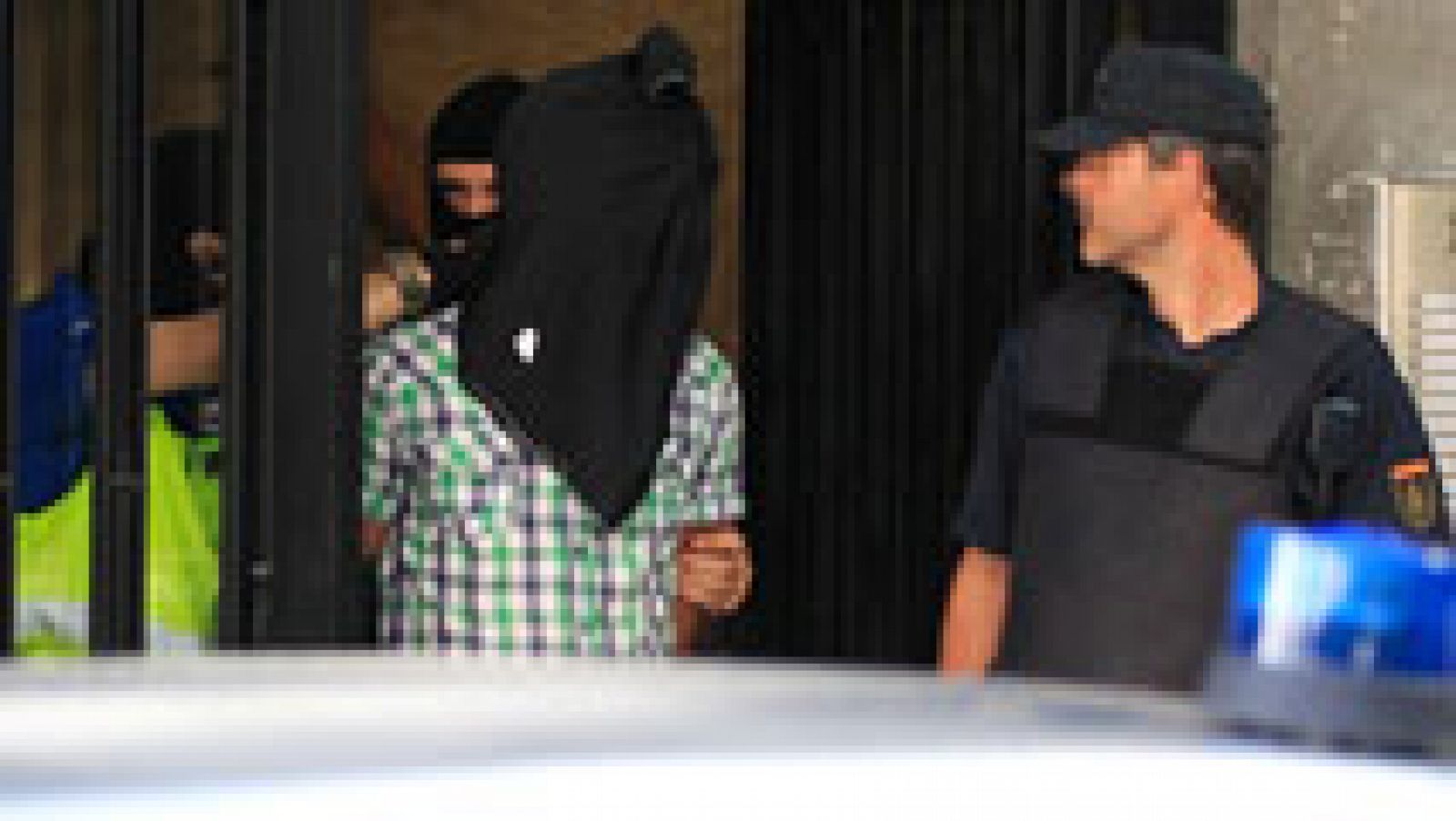 Telediario 1: Prisión para el yihadista detenido en Madrid ante los indicios de que planeaba un atentado | RTVE Play