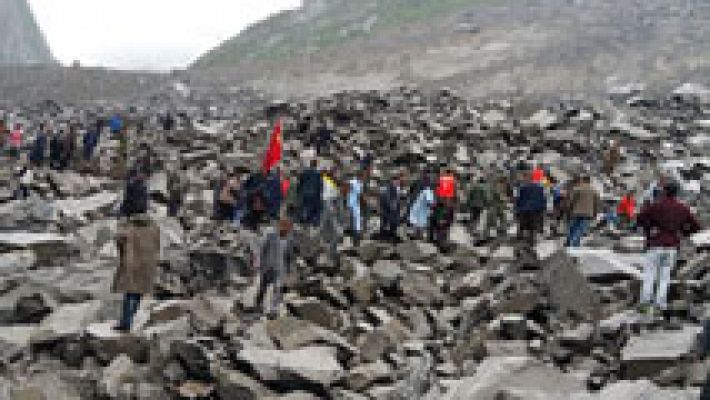 Una avalancha de rocas sepulta un pueblo del condado de Maoxian, en la provincia china de Sichuan