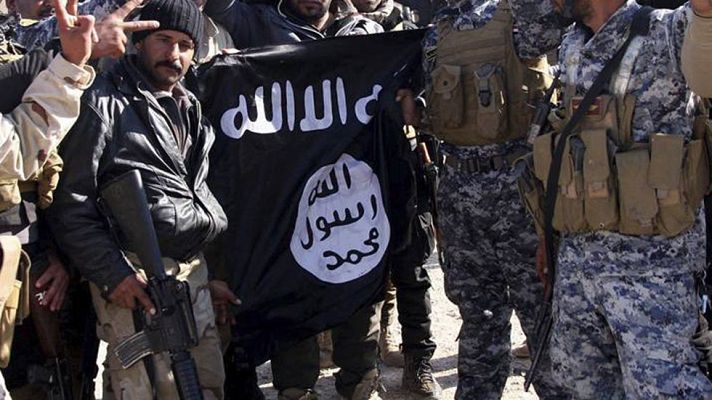 Telediario 1 - Internet, campo de batalla para derrotar al Estado Islámico