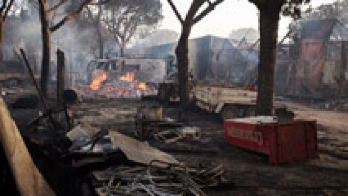 Reabiertas las principales carreteras afectadas de Matalascañas por el incendio de Moguer