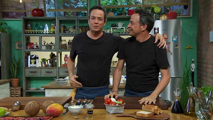 Torres en la cocina - Salmorejo de mango y pasta de quinoa