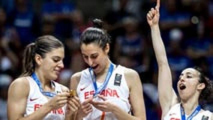 Telediario 1 - Alba Torrens, el alma de una selección de campeonas