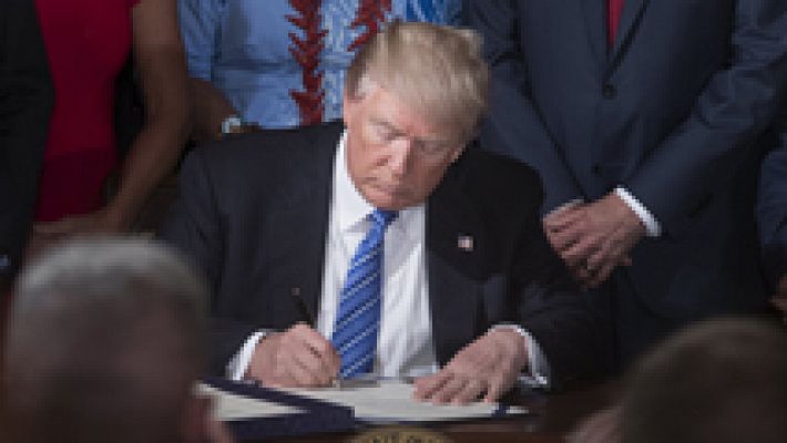 El Supremo de EE.UU. activa algunas partes del veto migratorio de Trump