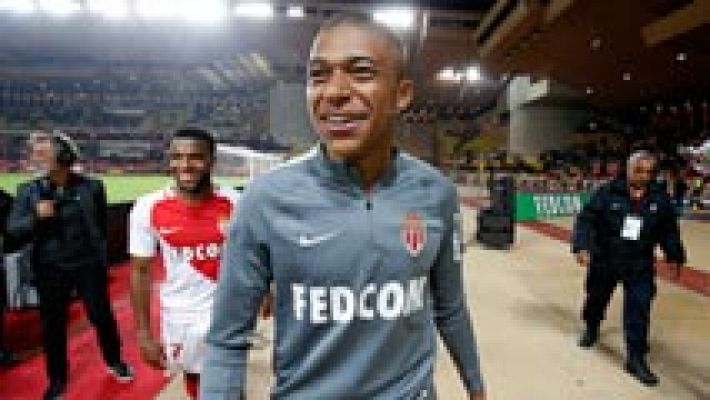 Telediario 1 - Florentino Pérez: "M'bappe debe decidir si quiere venir"