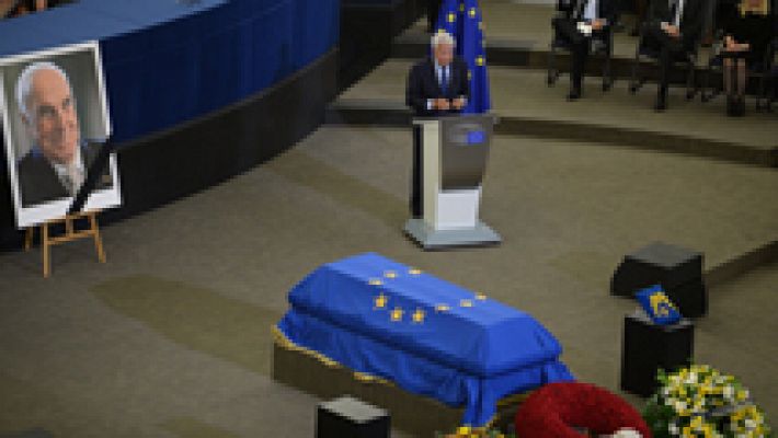 Los líderes mundiales dan su último adios a Helmut Kohl